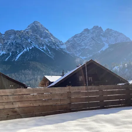 Holiday home Familienfreundliches Haus Mit Eingezaeuntem Garten *